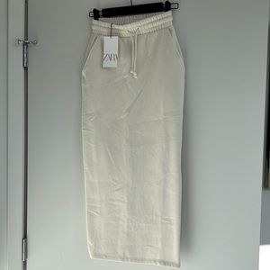 Zara plush sweat skirt